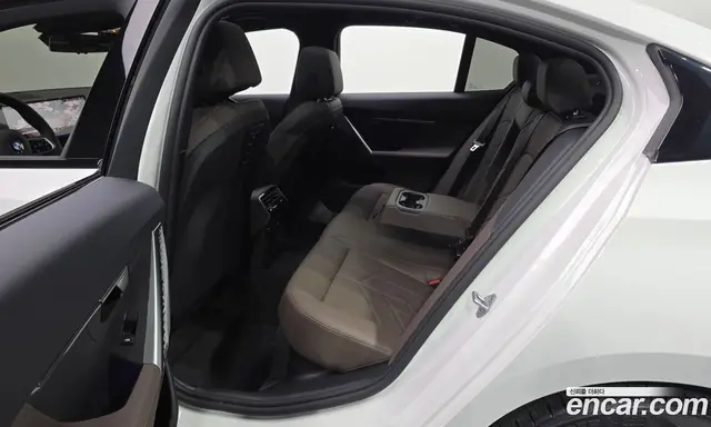 BMW 5 серия 2025 2.0 автомат (гидро), миниатюра 11 BMW 5 серия 2025 2.0 автомат (гидро), миниатюра 11