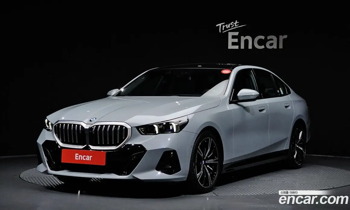 BMW 5 серия 2026 2.0 автомат (гидро), фото 1 BMW 5 серия 2026 2.0 автомат (гидро), фото 1