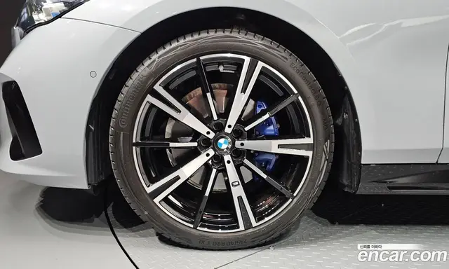 BMW 5 серия 2026 2.0 автомат (гидро), миниатюра 5 BMW 5 серия 2026 2.0 автомат (гидро), миниатюра 5