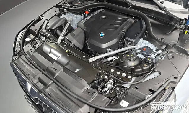 BMW 5 серия 2026 2.0 автомат (гидро), миниатюра 6 BMW 5 серия 2026 2.0 автомат (гидро), миниатюра 6