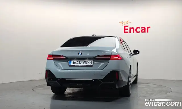 BMW 5 серия 2026 2.0 автомат (гидро), миниатюра 4 BMW 5 серия 2026 2.0 автомат (гидро), миниатюра 4