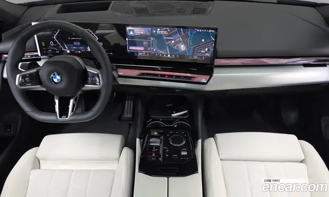 BMW 5 серия 2026 2.0 автомат (гидро), миниатюра 10 BMW 5 серия 2026 2.0 автомат (гидро), миниатюра 10