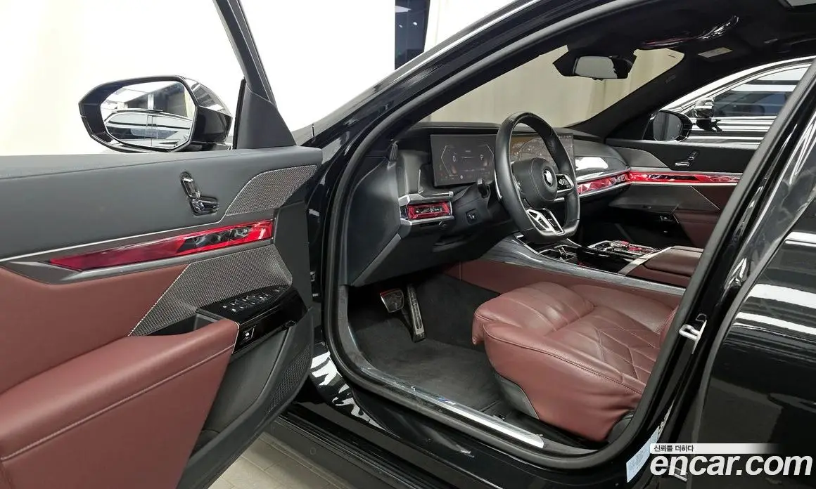BMW 7 серия 2024 3.0 автомат (гидро), фото 13