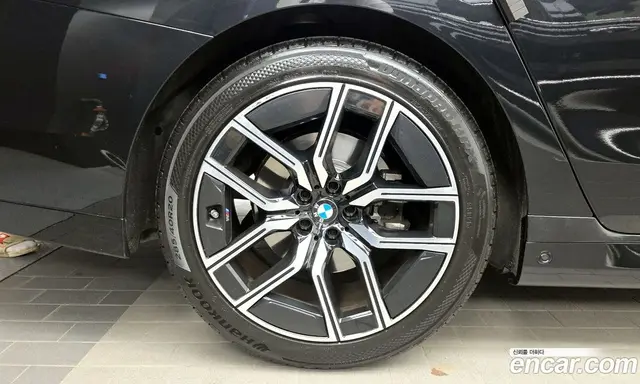 BMW 7 серия 2024 3.0 автомат (гидро), миниатюра 5