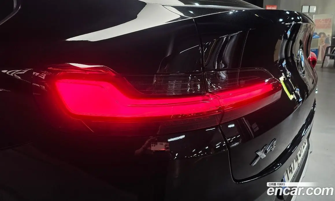 BMW X4 2021 2.0 автомат (гидро), фото 9
