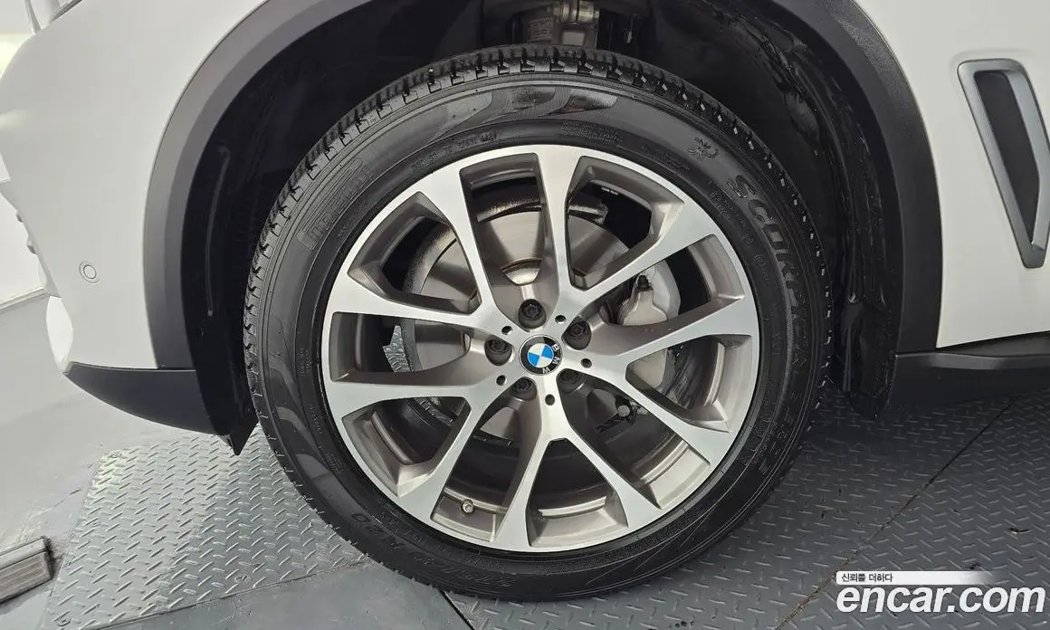 BMW X5 2019 3.0 автомат (гидро), фото 5