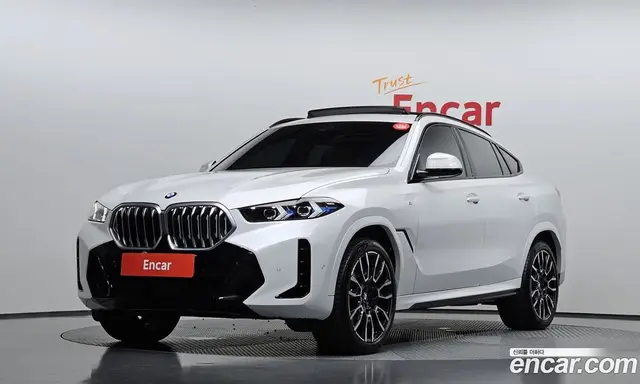 BMW X6, 2025, 18 072 км