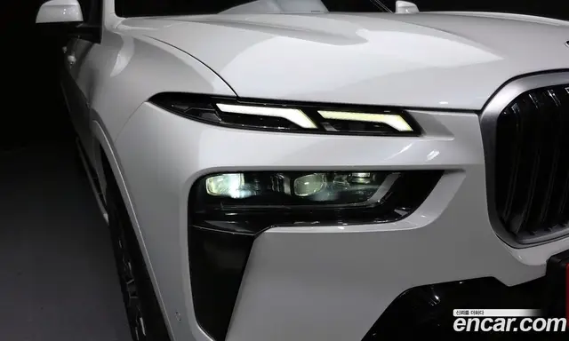 BMW X7 2024 3.0 автомат (гидро), миниатюра 8 BMW X7 2024 3.0 автомат (гидро), миниатюра 8