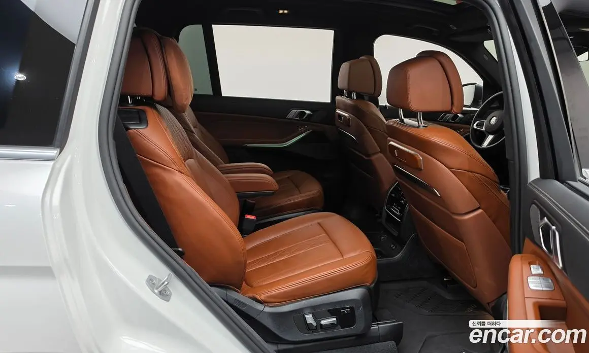 BMW X7 2025 3.0 автомат (гидро), фото 17 BMW X7 2025 3.0 автомат (гидро), фото 17