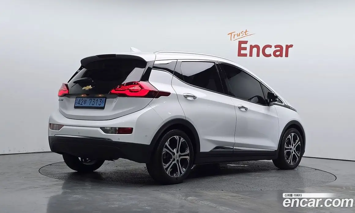 Chevrolet Bolt EV 2019 0.2 автомат (гидро), фото 1 Chevrolet Bolt EV 2019 0.2 автомат (гидро), фото 1