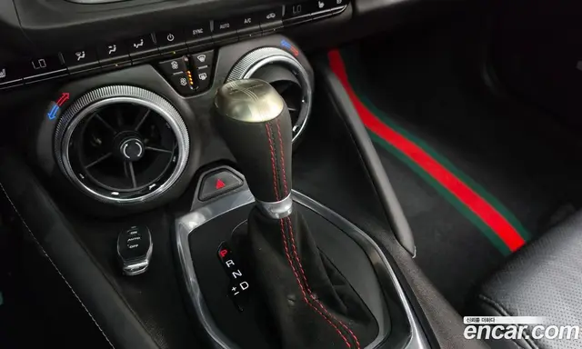 Chevrolet Camaro 2017 6.2 автомат (гидро), миниатюра 11