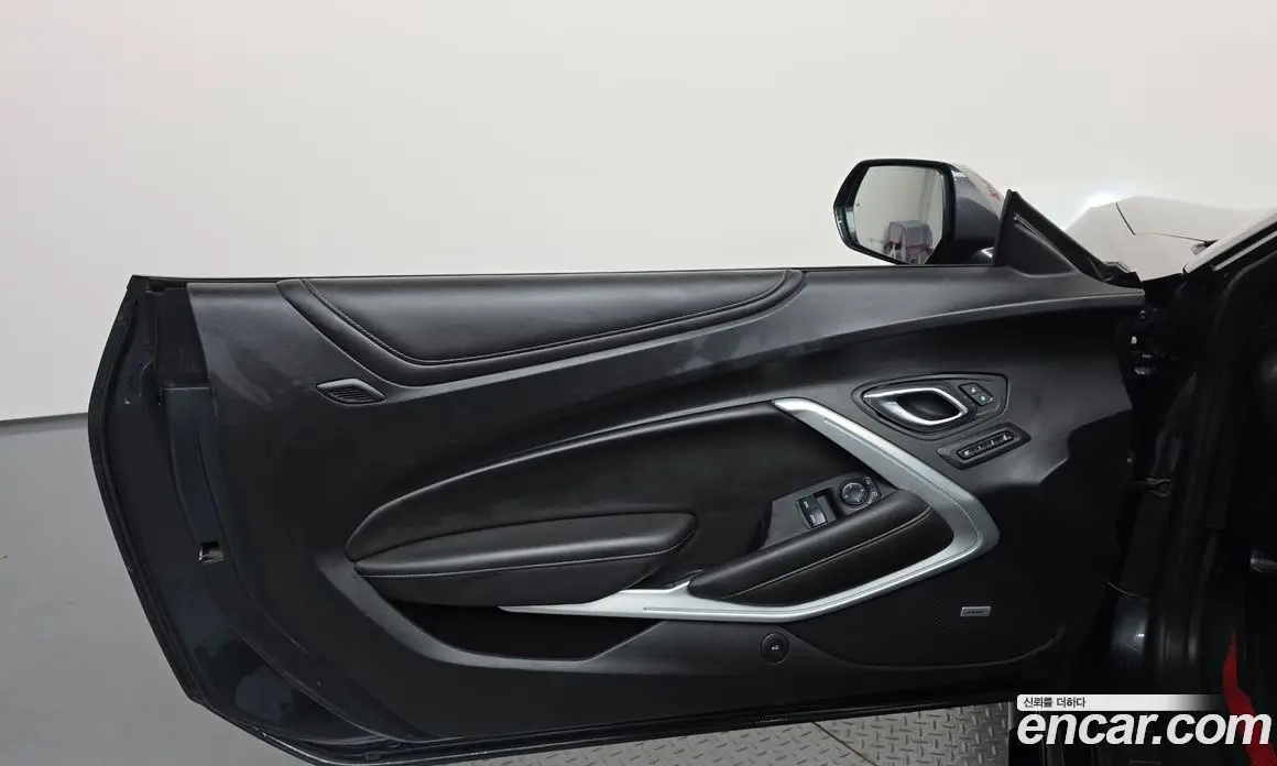 Chevrolet Camaro 2017 6.2 автомат (гидро), фото 14