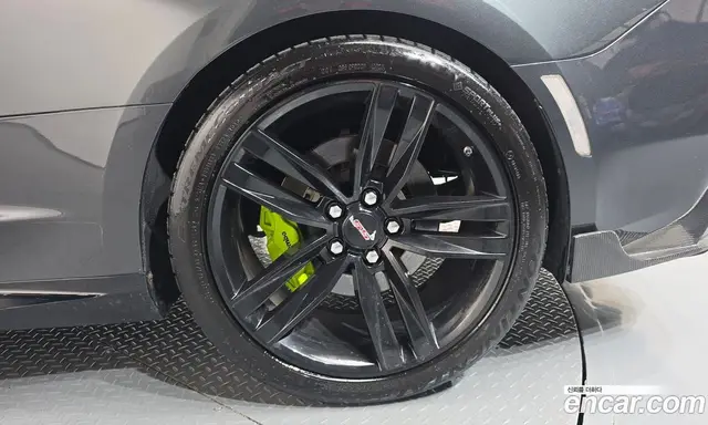 Chevrolet Camaro 2017 6.2 автомат (гидро), миниатюра 6