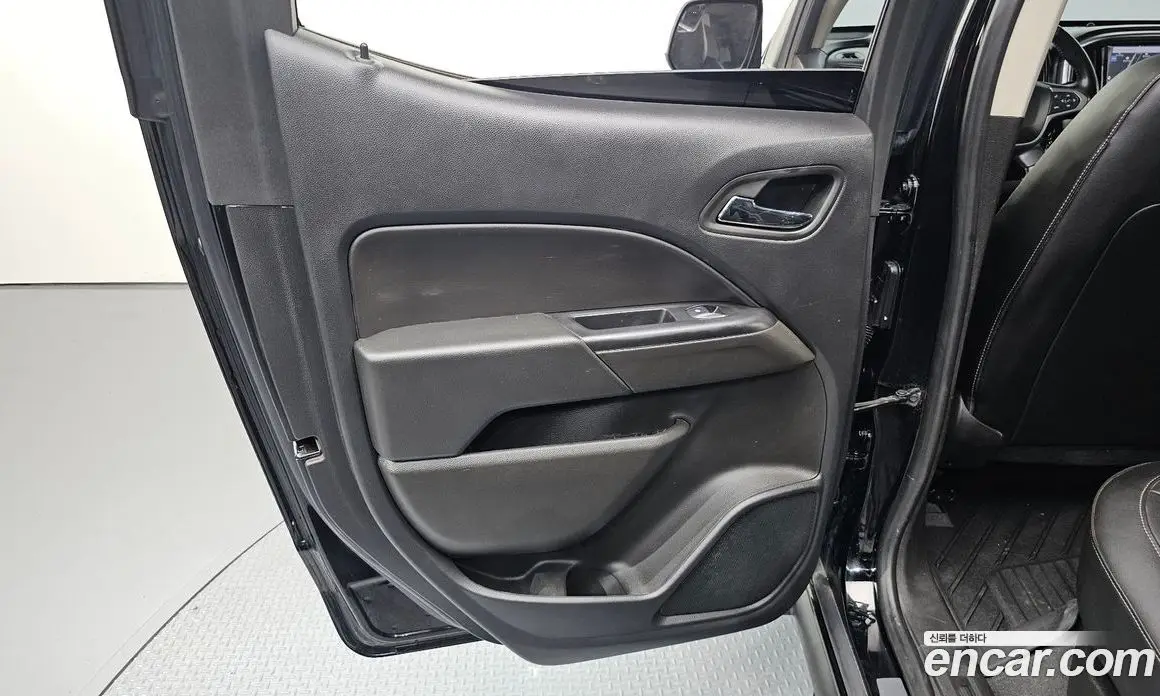 Chevrolet Colorado 2022 3.6 автомат (гидро), фото 15 Chevrolet Colorado 2022 3.6 автомат (гидро), фото 15