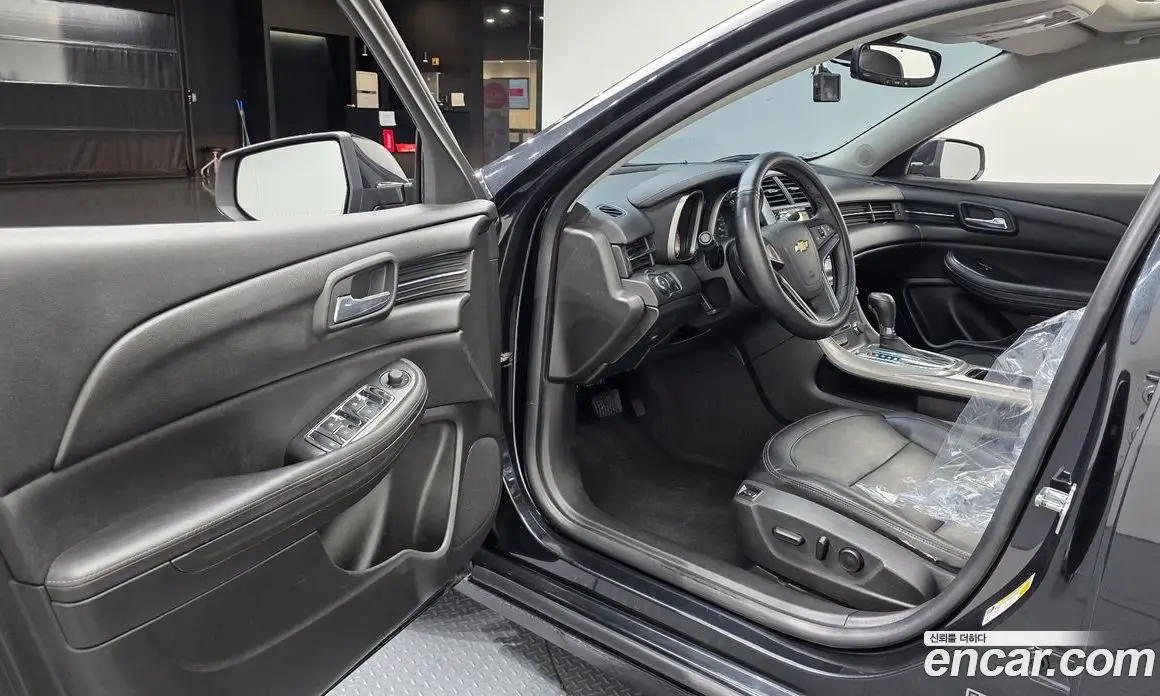 Chevrolet Malibu 2015 2.0 автомат (гидро), фото 12