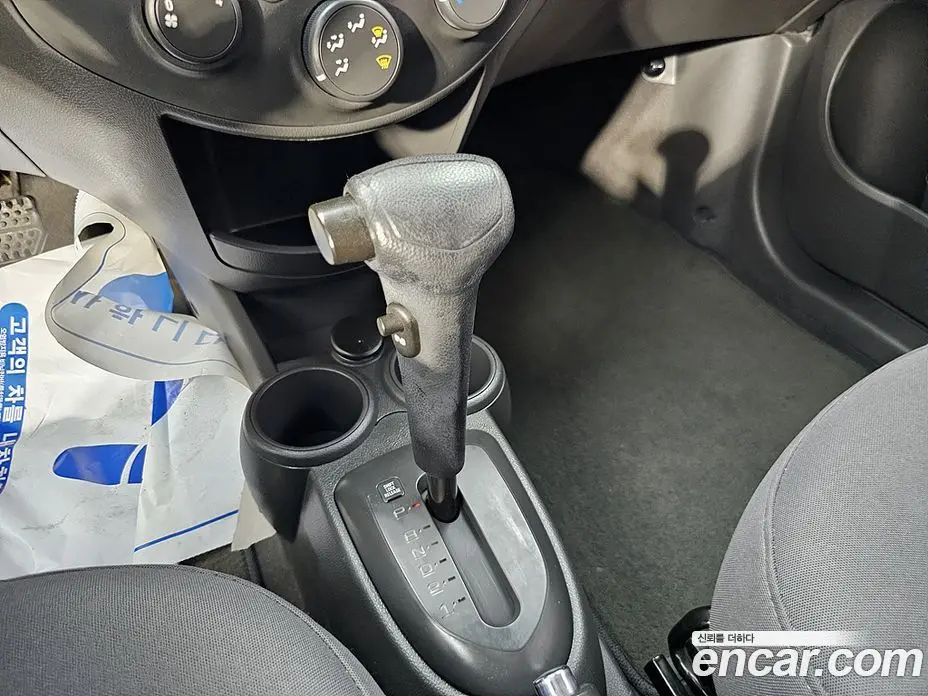 Chevrolet Spark 2012 1.0 автомат (гидро), фото 16