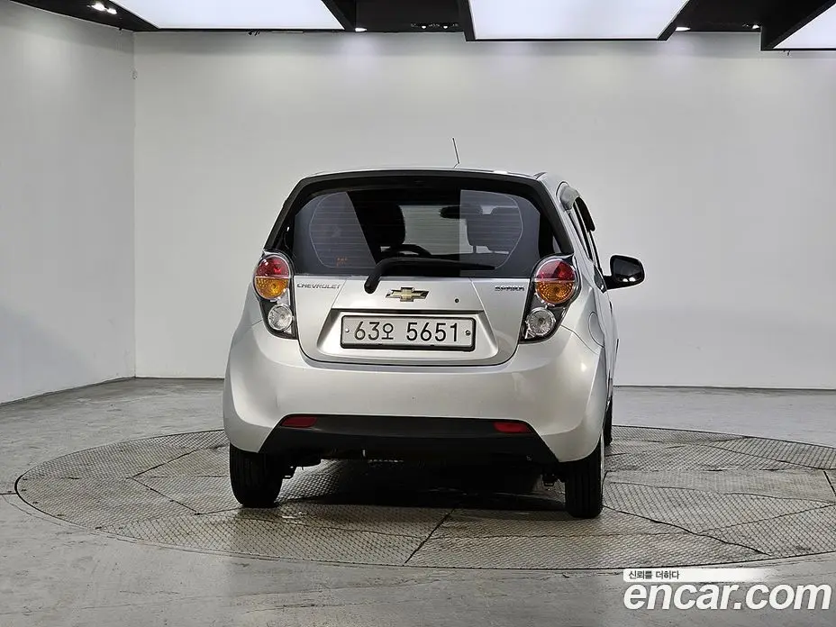 Chevrolet Spark 2012 1.0 автомат (гидро), фото 3
