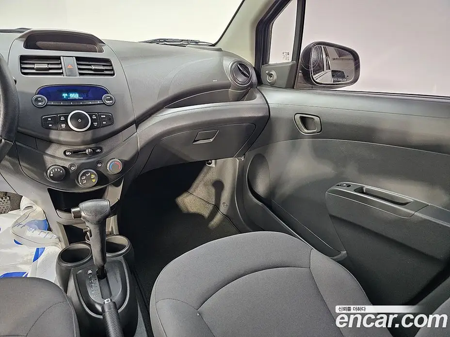 Chevrolet Spark 2012 1.0 автомат (гидро), фото 7