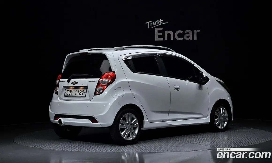 Chevrolet Spark 2013 1.0 автомат (гидро), фото 2 Chevrolet Spark 2013 1.0 автомат (гидро), фото 2