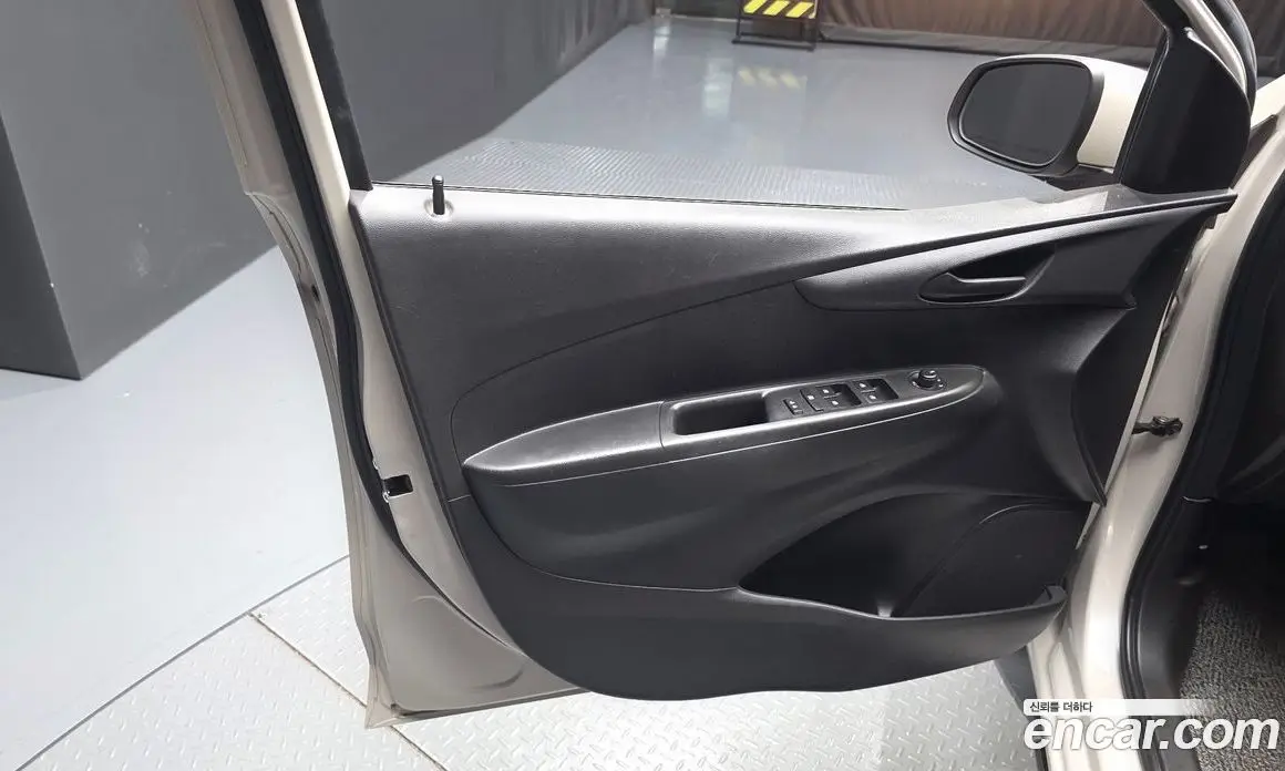 Chevrolet Spark 2016 1.0 автомат (гидро), фото 14