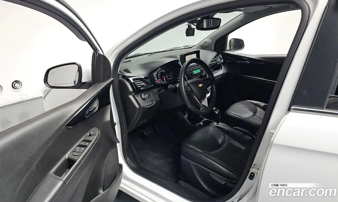Chevrolet Spark 2017 1.0 автомат (гидро), фото 13 Chevrolet Spark 2017 1.0 автомат (гидро), фото 13