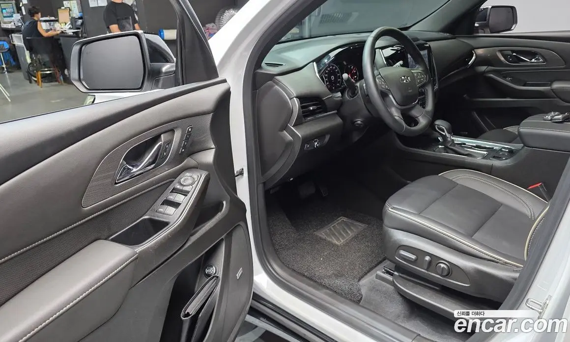 Chevrolet Traverse 2023 3.6 автомат (гидро), фото 13