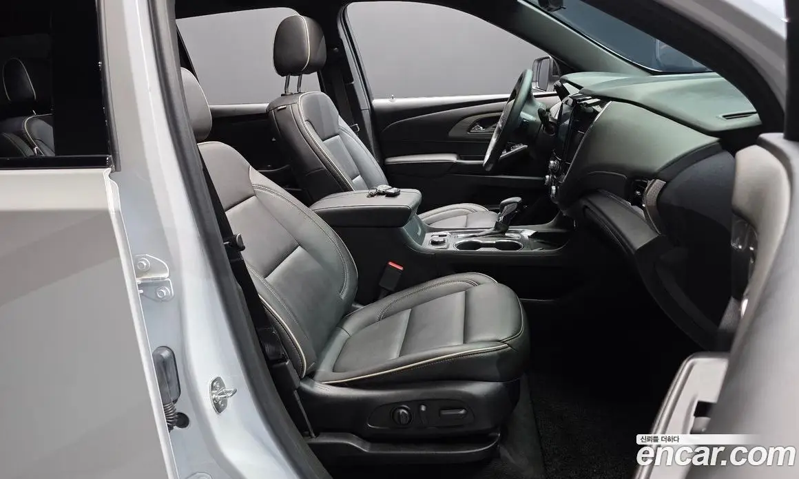 Chevrolet Traverse 2023 3.6 автомат (гидро), фото 16