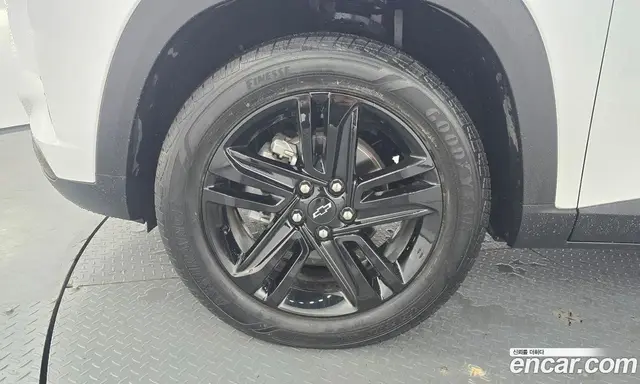 Chevrolet Trax 2024 1.2 автомат (гидро), миниатюра 5