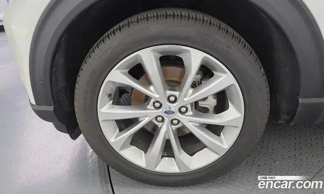 Ford Explorer 2021 3.0 автомат (гидро), миниатюра 5 Ford Explorer 2021 3.0 автомат (гидро), миниатюра 5