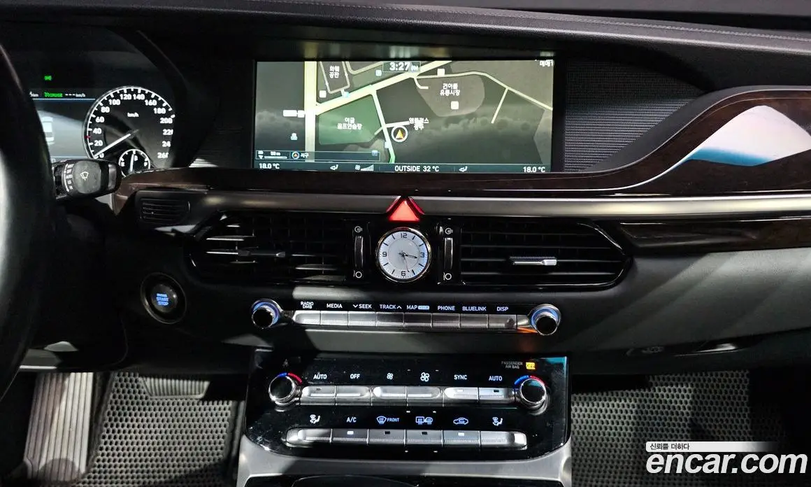 Genesis EQ900 2016 3.8 автомат (гидро), фото 18 Genesis EQ900 2016 3.8 автомат (гидро), фото 18