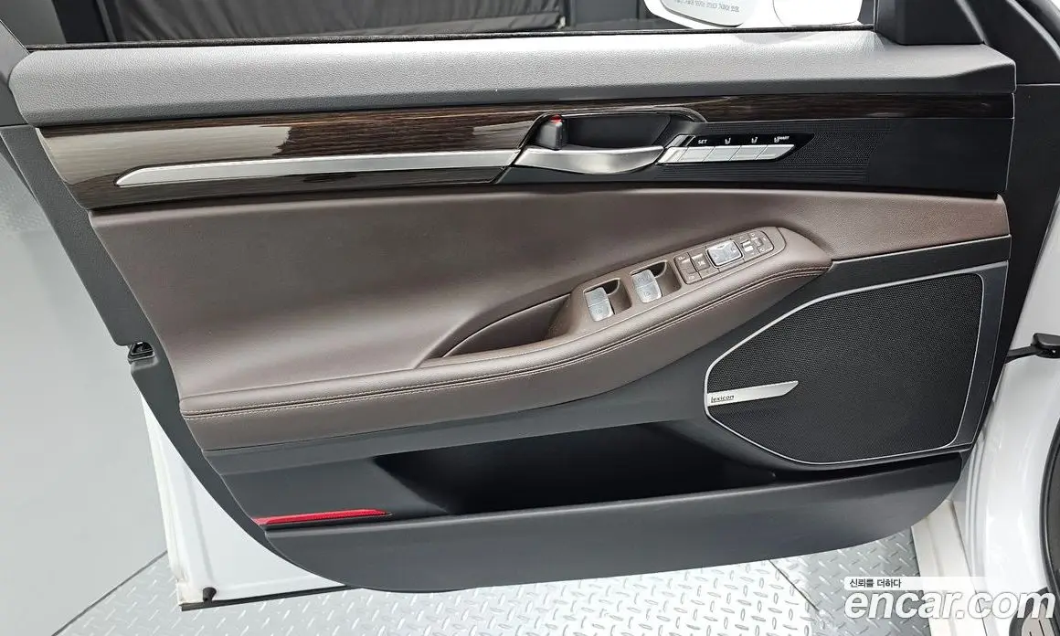 Genesis EQ900 2017 3.8 автомат (гидро), фото 14 Genesis EQ900 2017 3.8 автомат (гидро), фото 14
