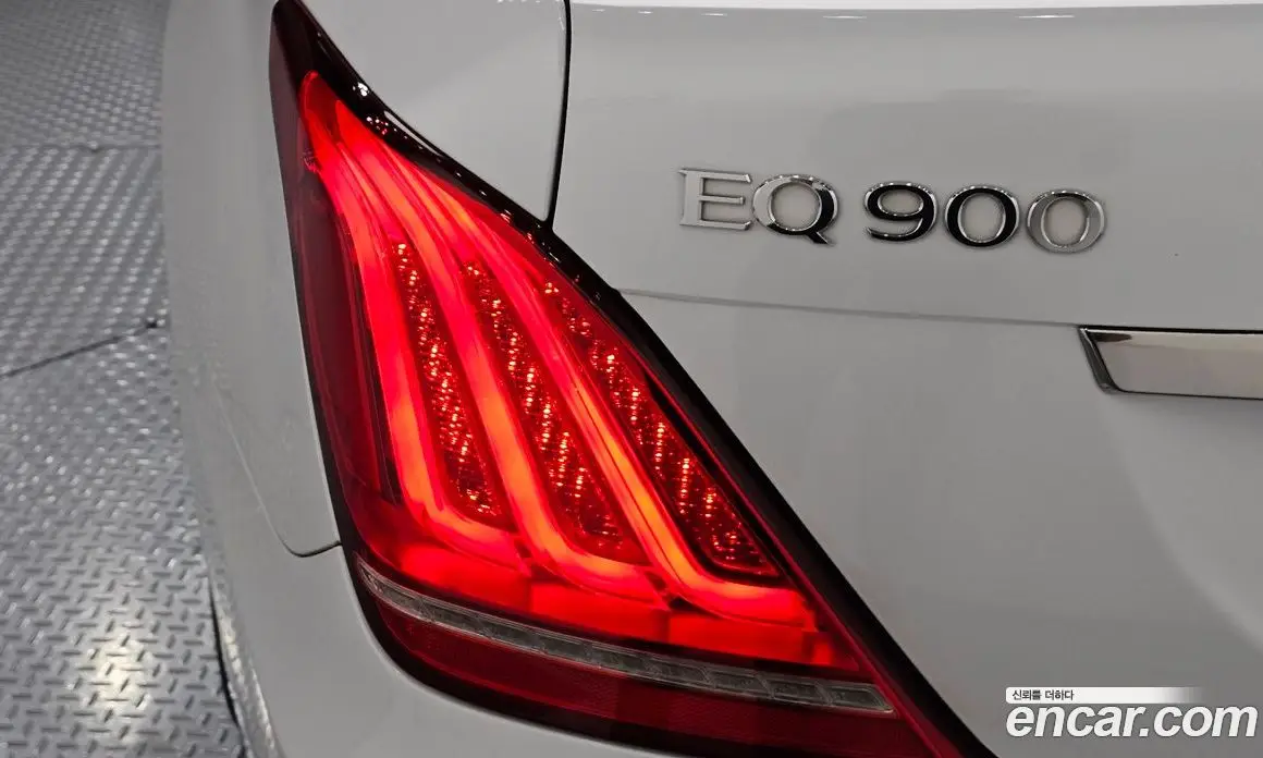 Genesis EQ900 2017 3.8 автомат (гидро), фото 9 Genesis EQ900 2017 3.8 автомат (гидро), фото 9