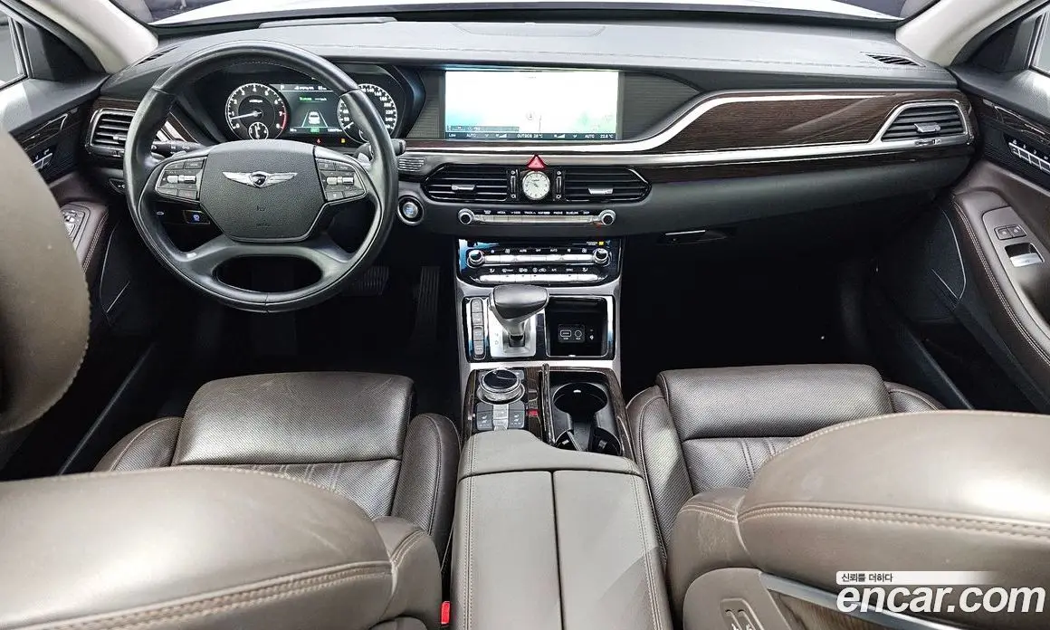Genesis EQ900 2017 3.8 автомат (гидро), фото 10 Genesis EQ900 2017 3.8 автомат (гидро), фото 10