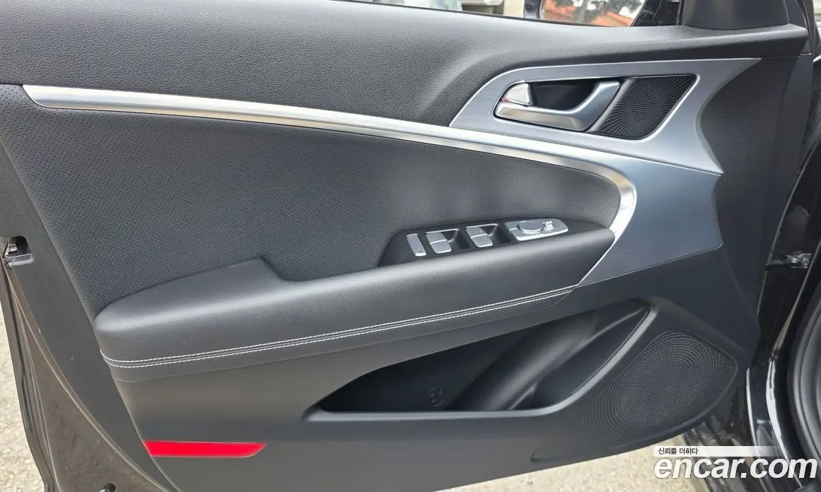 Genesis G70 2017 2.0 автомат (гидро), фото 14 Genesis G70 2017 2.0 автомат (гидро), фото 14