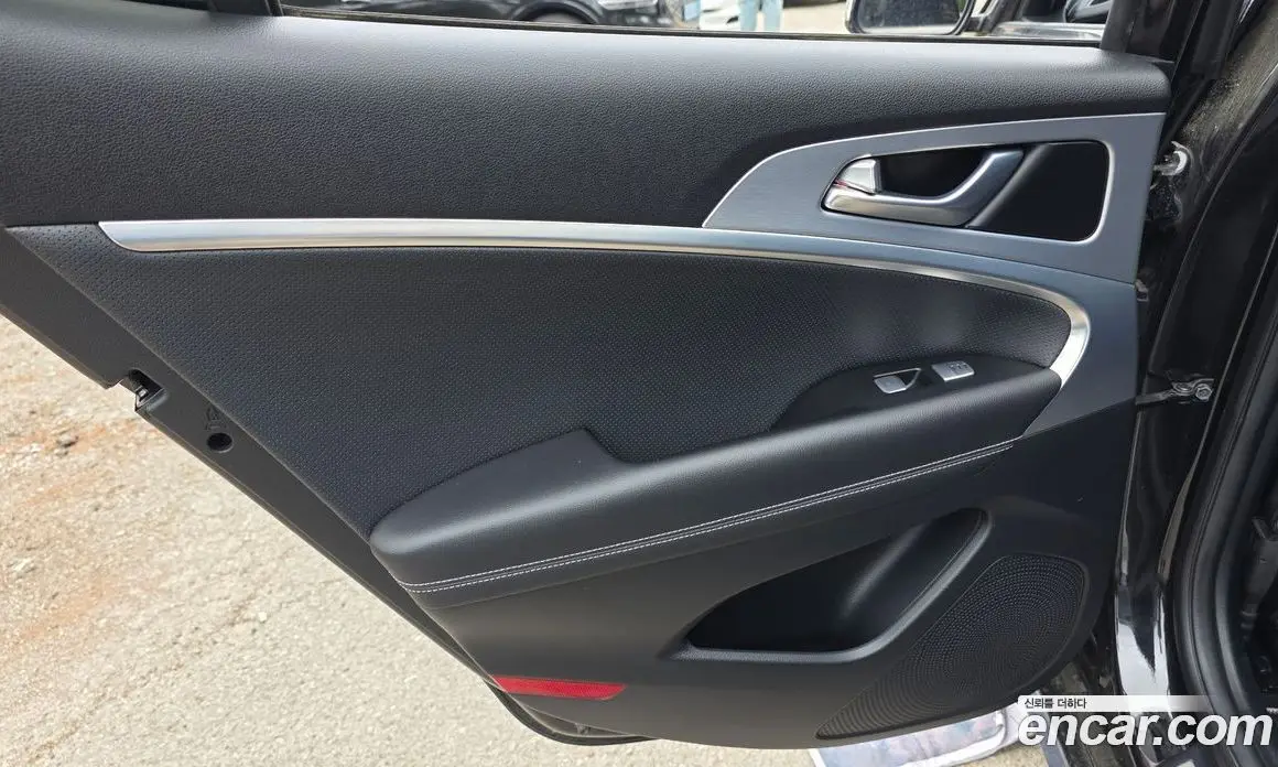 Genesis G70 2017 2.0 автомат (гидро), фото 15 Genesis G70 2017 2.0 автомат (гидро), фото 15
