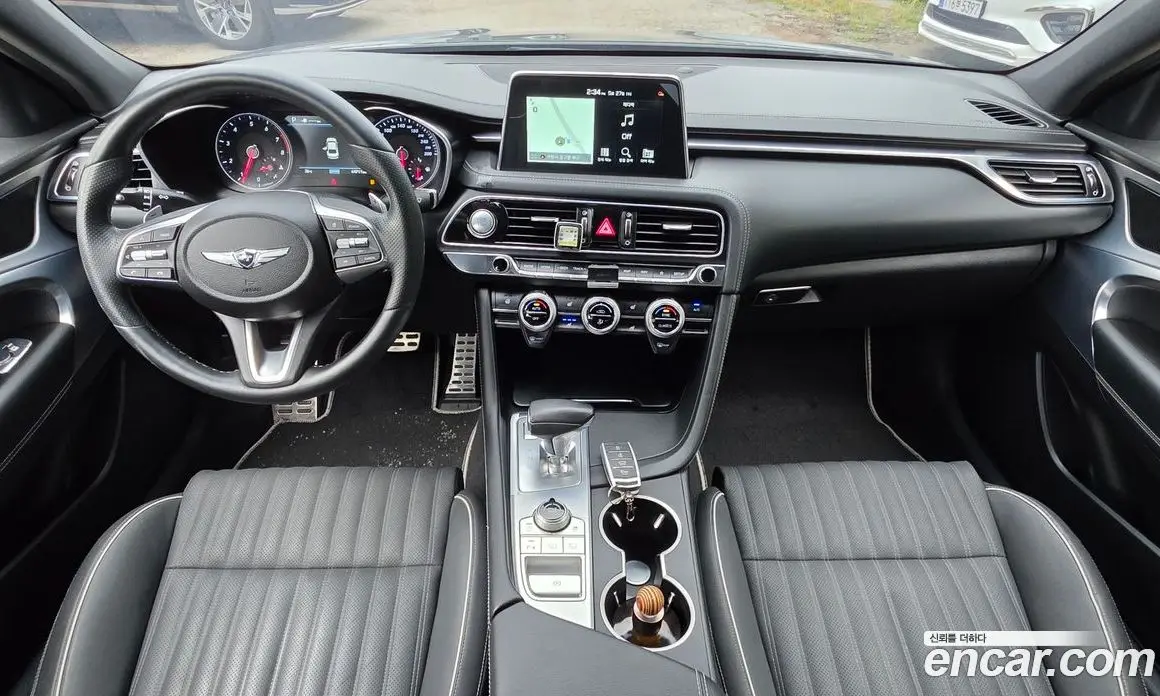 Genesis G70 2017 2.0 автомат (гидро), фото 10 Genesis G70 2017 2.0 автомат (гидро), фото 10