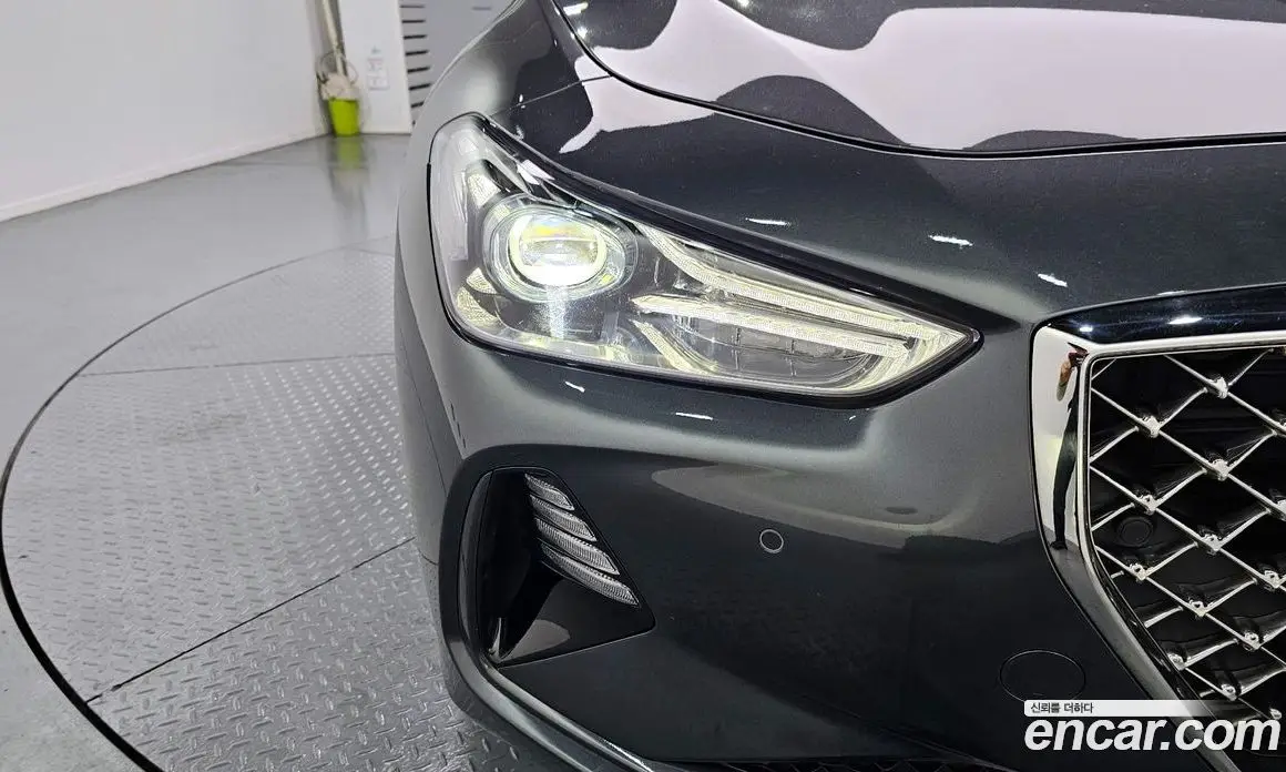 Genesis G70 2018 2.0 автомат (гидро), фото 8 Genesis G70 2018 2.0 автомат (гидро), фото 8