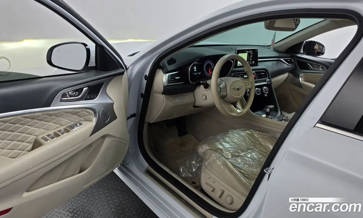 Genesis G70 2018 2.2 автомат (гидро), фото 13 Genesis G70 2018 2.2 автомат (гидро), фото 13