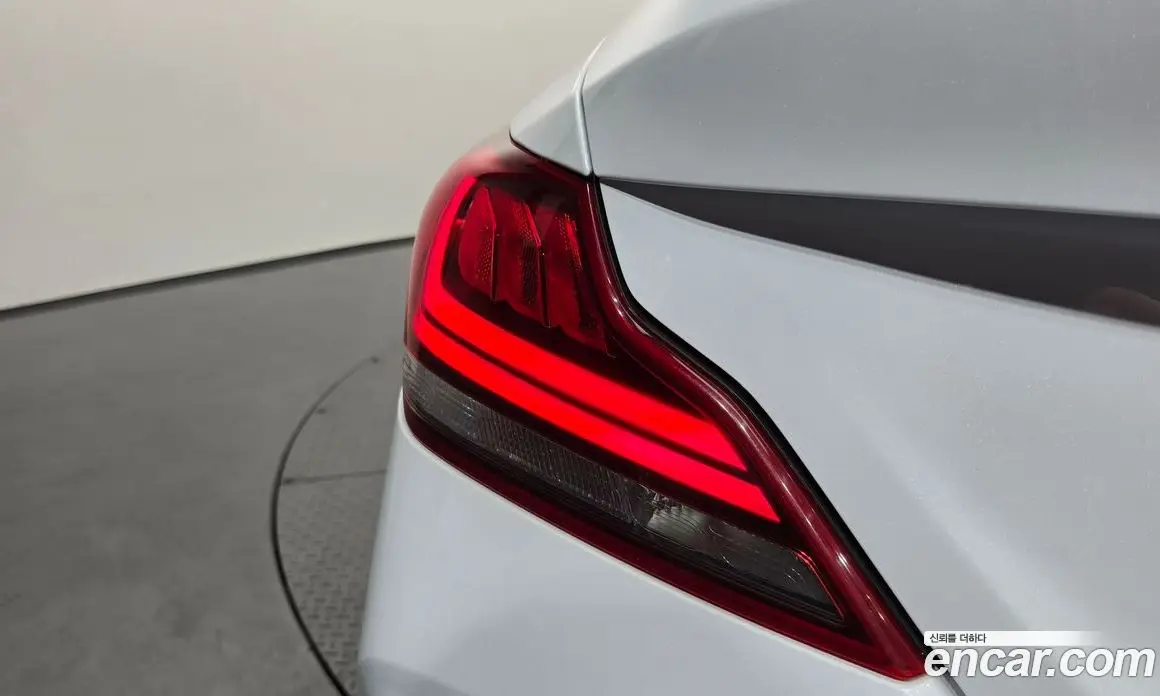 Genesis G70 2018 2.2 автомат (гидро), фото 9 Genesis G70 2018 2.2 автомат (гидро), фото 9