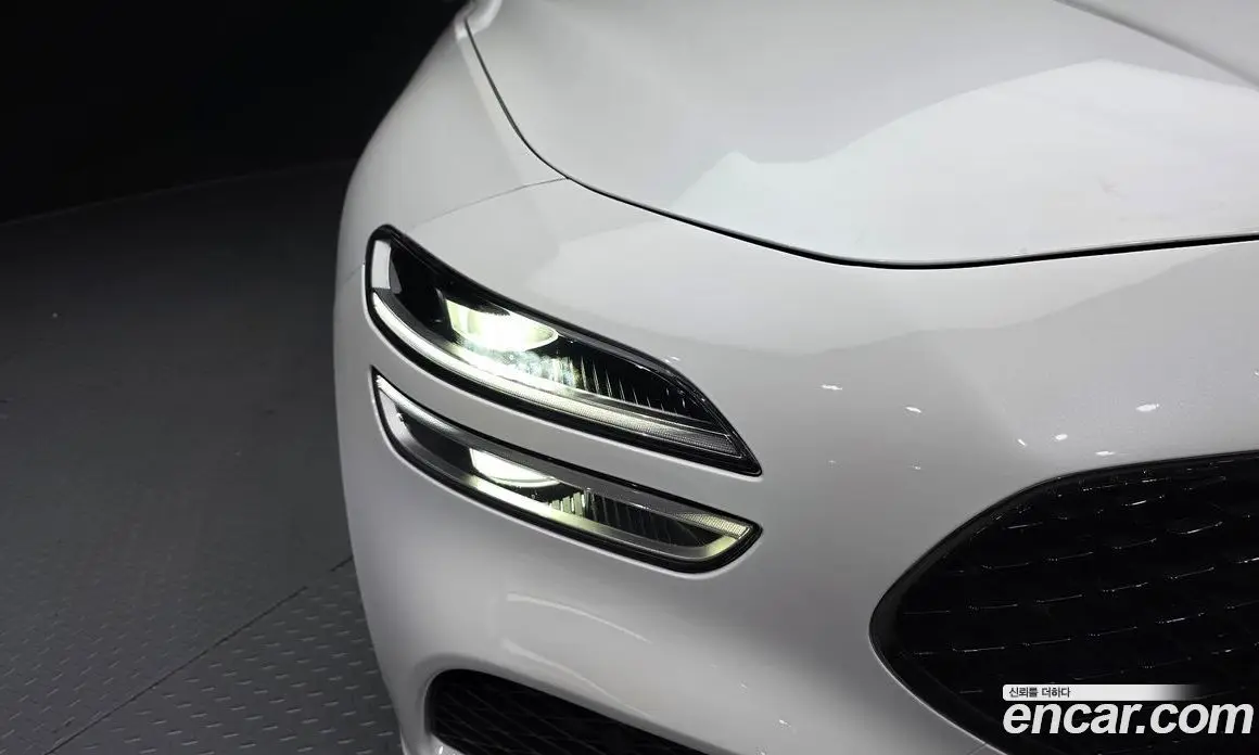 Genesis G70 2023 2.0 автомат (гидро), фото 8 Genesis G70 2023 2.0 автомат (гидро), фото 8