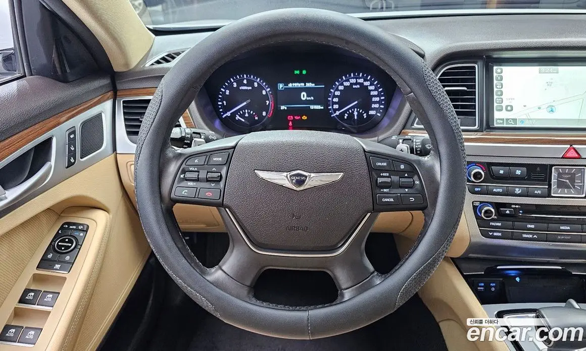 Genesis G80 2017 3.3 автомат (гидро), фото 18 Genesis G80 2017 3.3 автомат (гидро), фото 18