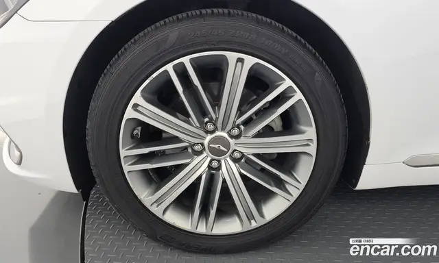 Genesis G80 2017 3.3 автомат (гидро), миниатюра 4 Genesis G80 2017 3.3 автомат (гидро), миниатюра 4