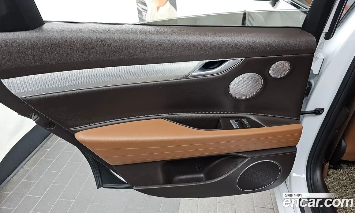 Genesis G80 2022 0.2 автомат (гидро), фото 15