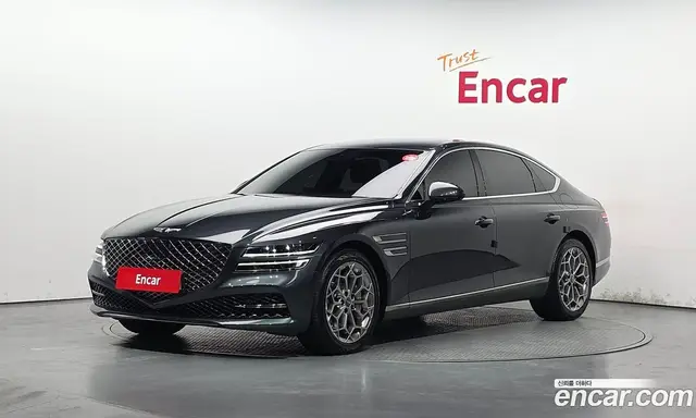 Genesis G80, 2023, 9 676 км