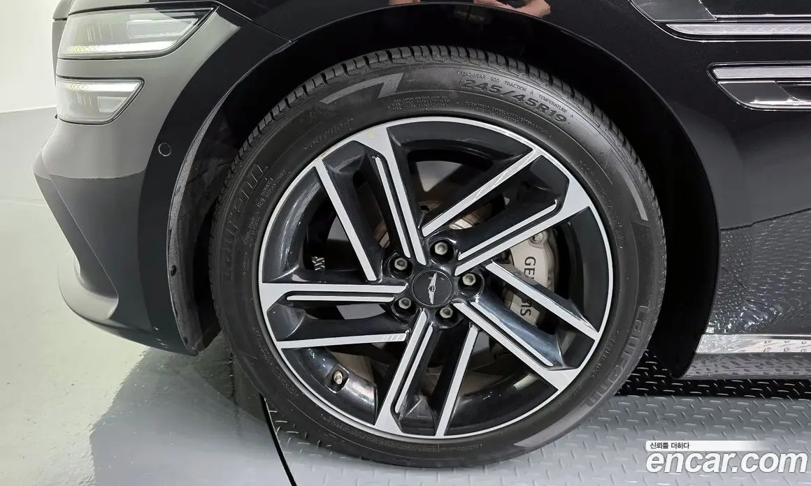 Genesis G80 2024 2.5 автомат (гидро), фото 5 Genesis G80 2024 2.5 автомат (гидро), фото 5