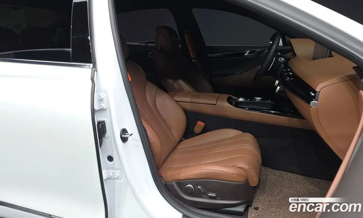 Genesis G80 2024 2.5 автомат (гидро), фото 17 Genesis G80 2024 2.5 автомат (гидро), фото 17