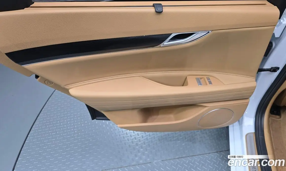 Genesis G80 2024 2.5 автомат (гидро), фото 15 Genesis G80 2024 2.5 автомат (гидро), фото 15