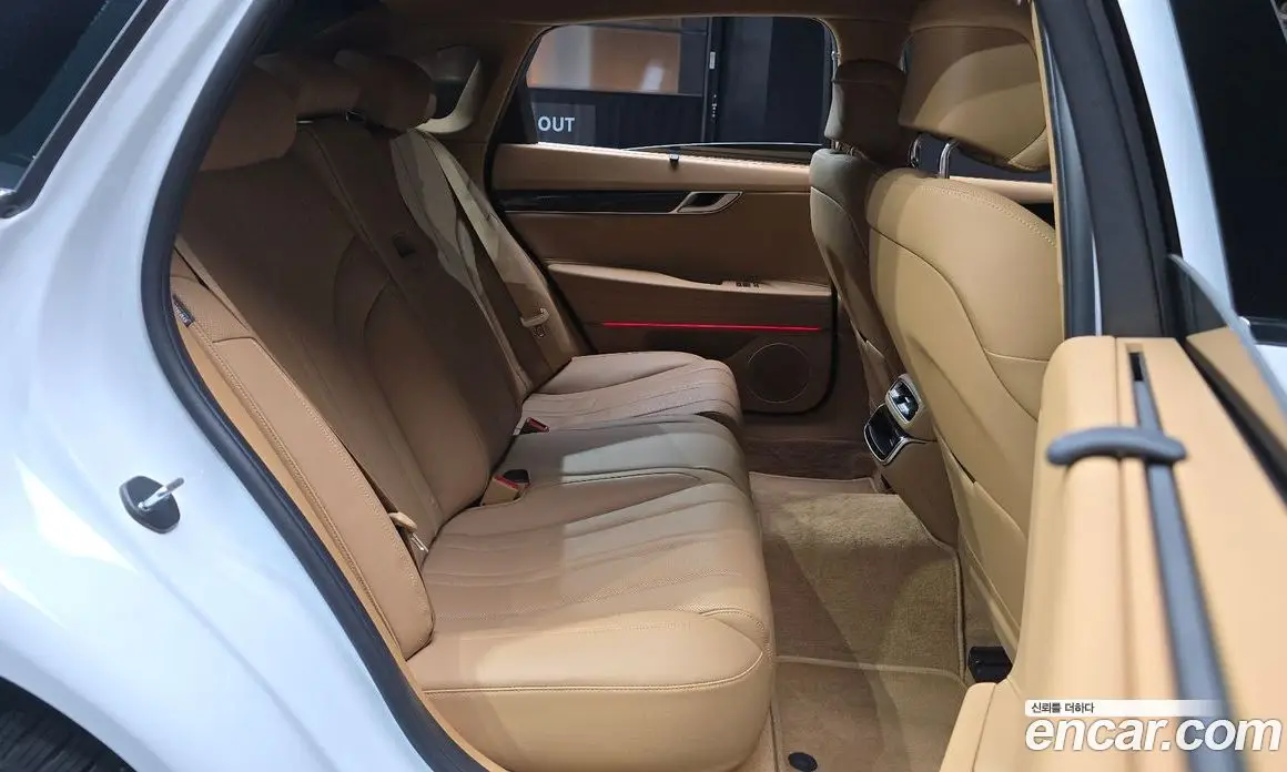 Genesis G80 2024 2.5 автомат (гидро), фото 17 Genesis G80 2024 2.5 автомат (гидро), фото 17