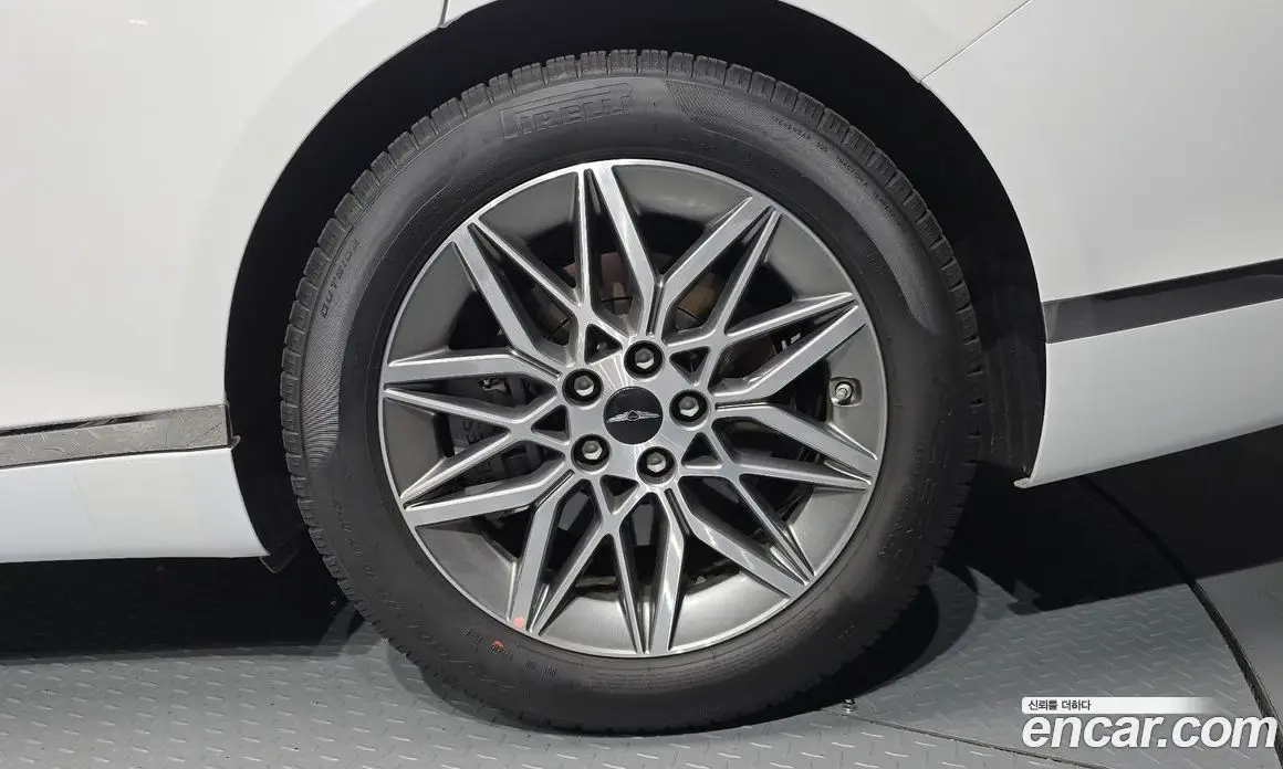 Genesis G80 2024 2.5 автомат (гидро), фото 7 Genesis G80 2024 2.5 автомат (гидро), фото 7