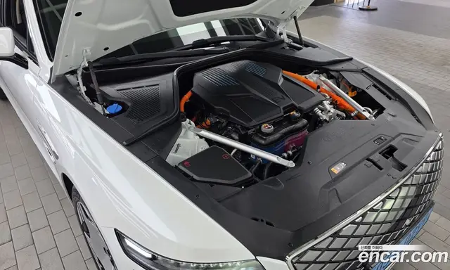 Genesis G80 2025 0.2 автомат (гидро), миниатюра 6